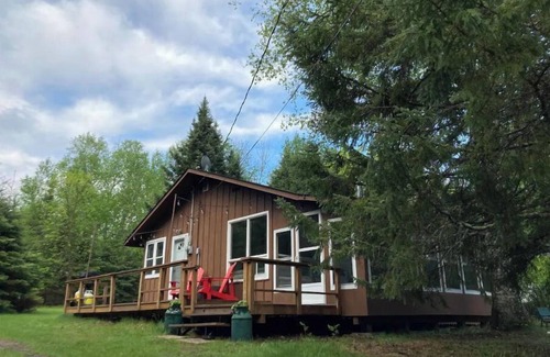 Whiteshell House | All season retreat at Star Lake, Whiteshell