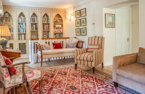 Lechlade House | All Souls Cottage