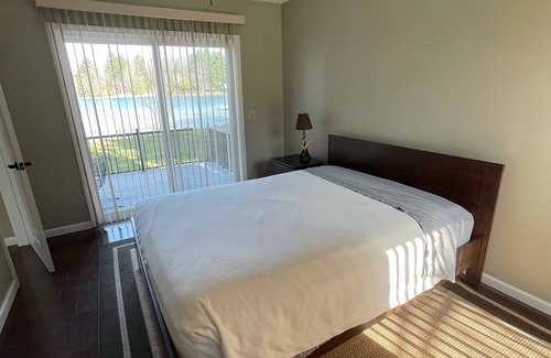 Kalkaska House | All Sport Big Blue Lake Waterfront Home With Dock