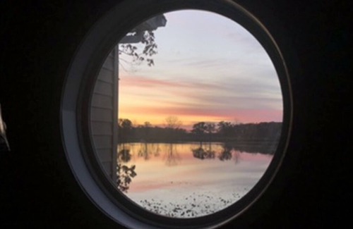 Lawton Cottage | All Sports Lake Private Home Wine Country Pure Michigan Close to Wineries Casino