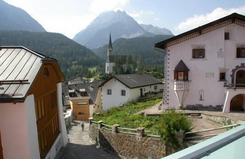 Engadin Scoul Apartment | Allegra and welcome to the Craista 5 vacation apartment