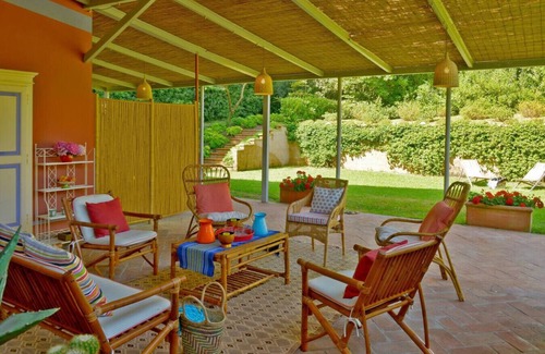 Castagneto Carducci House | Allegra apartment Tombolino beach