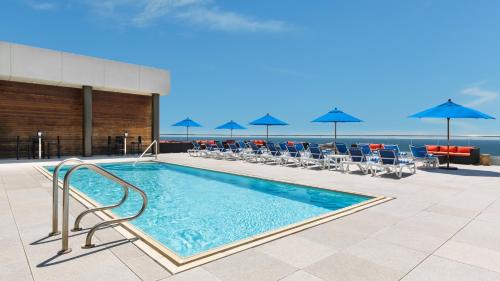 Long Beach Hotel | Allegria Hotel