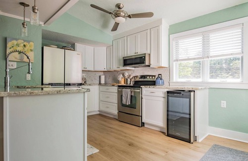 Eagles Mere House | Allura - Robin Vacation Rentals
