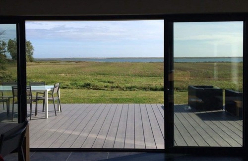 Riantec Villa | Alluring villa in Riantec with private pool