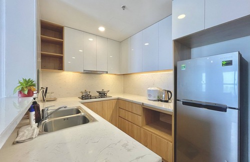 District 7 Apartment | Alm's 1 BedRoom Apartment at Sunrise City District 7