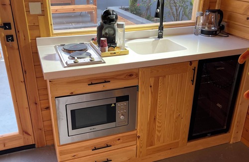 Dhahban Cottage | alma cottages