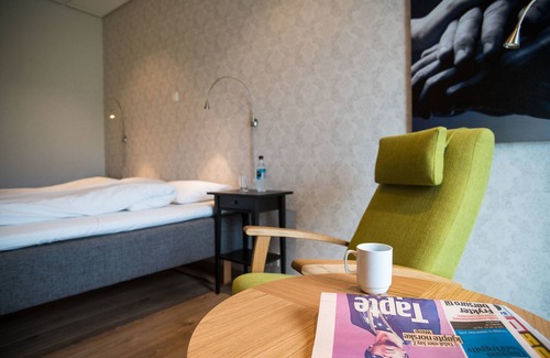Leirvik Hotel | Almaas Hotell Stord