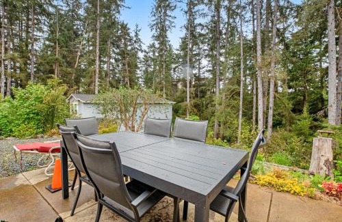 Manzanita House | Almand Glen (MCA #1038)