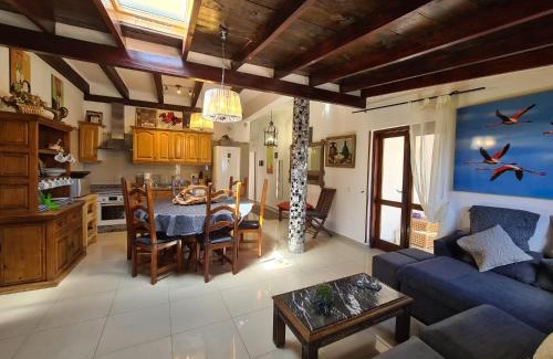 Arico House | Almendro