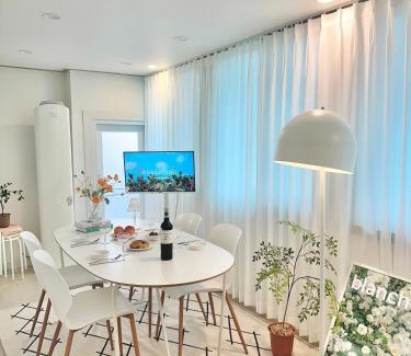 Suyeong-Gu Apartment | Almond House, Busan Gwang-an