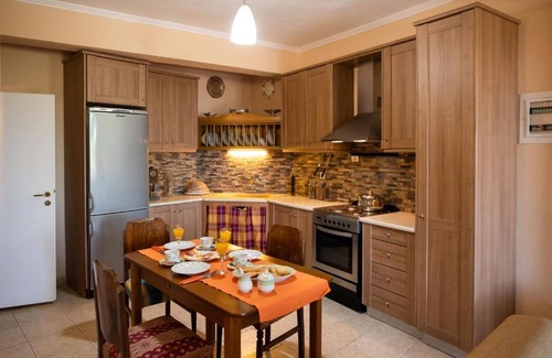 Drimonas House | Almond Tree House Relaxing