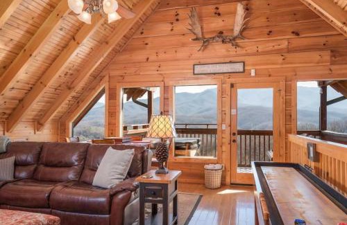 Gatlinburg - Pigeon Forge House | Almost Heaven- Gatlinburg Dream Smoky Mountain Retreat