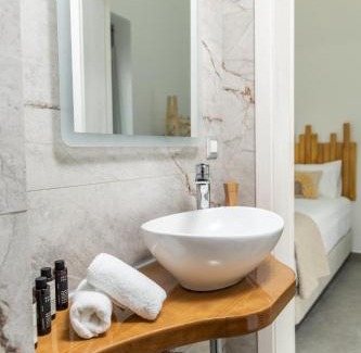 Adamas Apartment | Almyra House