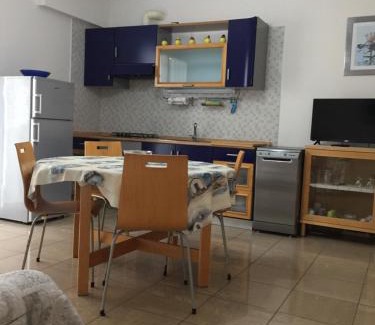 Viserba Apartment | Aloe beach apartments, ombrellone, parcheggio e uso di biciclette gratis