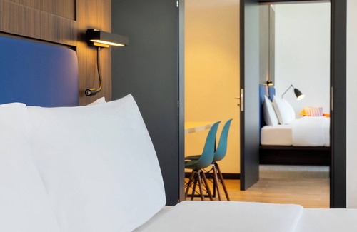 Bur Dubai Hotel | Aloft Al Mina Dubai