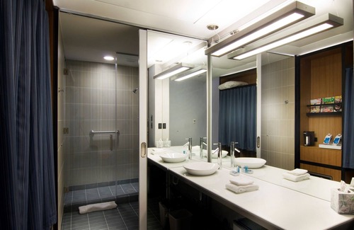 Greenbrier East Hotel | Aloft Chesapeake