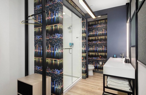 West Chester Hotel | Aloft Cincinnati West Chester