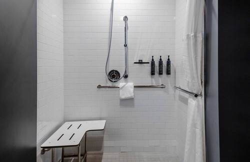 South Arlington Hotel | Aloft Dallas Arlington South