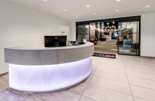 Heritage District Hotel | Aloft Sunnyvale