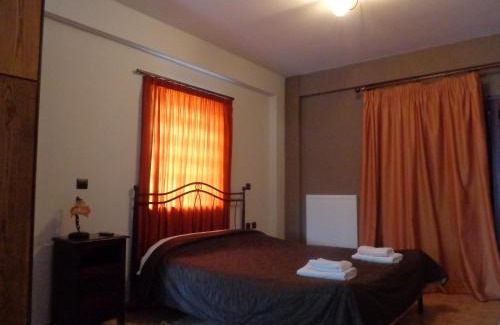 Nafpaktos House | Alonaki Guesthouse