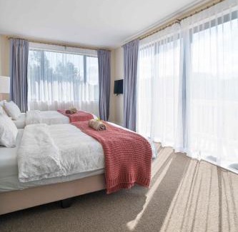 Redvale House | Alpaca Manor Auckland