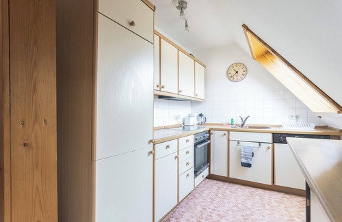 Memmingen Apartment | Alpen-hostel Nordgrat 7 Buxacher Straße 23 mit Motorradvermietung