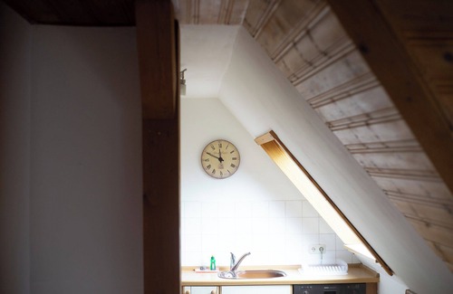 Memmingen Apartment | Alpen-hostel Nordgrat 7 Buxacher Straße 23 mit Motorradvermietung