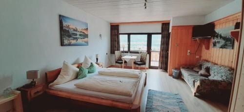 Mittenwald House | Alpenappartements Schwalbennestl