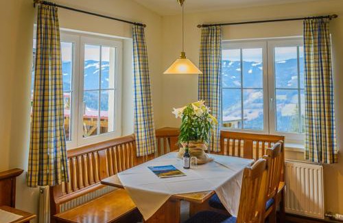 Monichkirchen Hotel | Alpengasthof Enzian