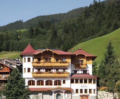 Gerlos Hotel | Alpenherz Hotel Garni