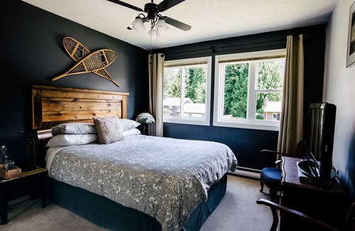 Revelstoke Bed & Breakfast | Alpenrose B&B Revelstoke