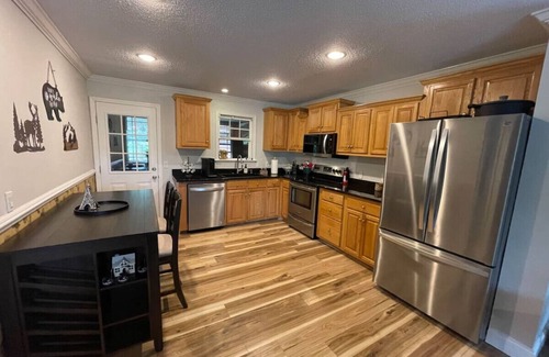 Helen House | Alpine Adventure Getaway ~ Location ~ Game Room