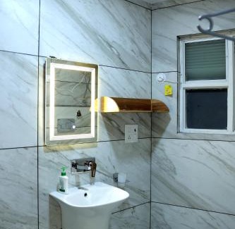 Dharamshala Hotel | ALPINE BNB Dharmshala