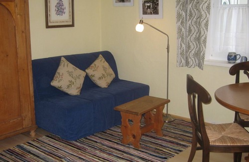 Strobl Apartment | Alpine Garden Suite on Lake Wolfgang, near Salzburg