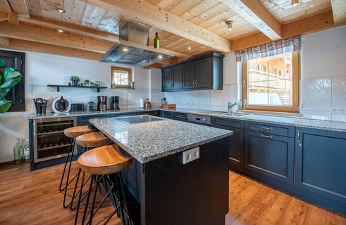 Hochkrimml House | Alpine hut with breathtaking mountain views and close to the slopes