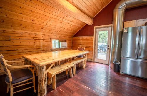 Cascade Hotel | Alpine Lodge Hotel