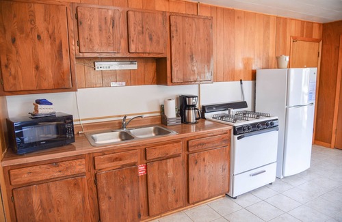 Red River Cabin | Alpine Lodge