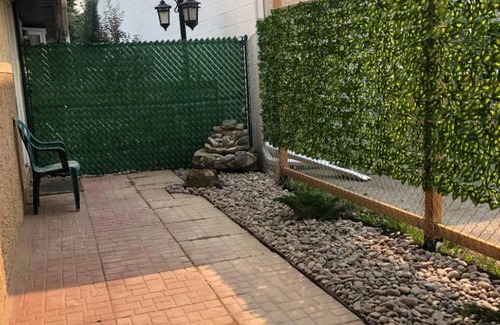 Rocky Mountain House Hotel | Alpine motel