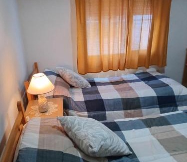 Neuquen Apartment | Alquiler Familiar, Depto 2 dormitorios, SE PAGA AL LLEGAR, ANTES NO, en planta baja