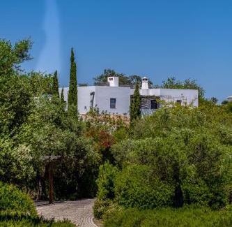 Santo Estevao Villa | Altanure Casa Terra - Ecological Holiday & Retreats Villa