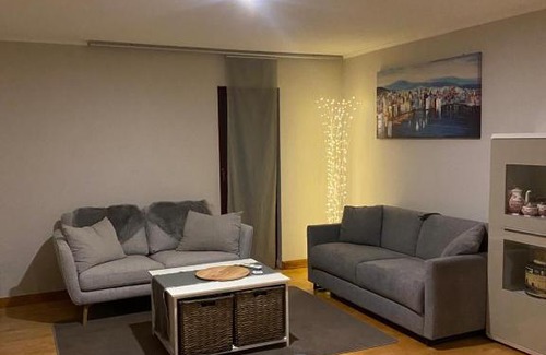 Hamburg-Barmbek Apartment | Alterwanderweg Haus