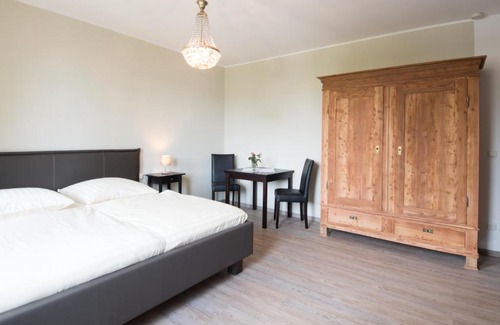 Manderscheid Bed & Breakfast | Altes Forsthaus