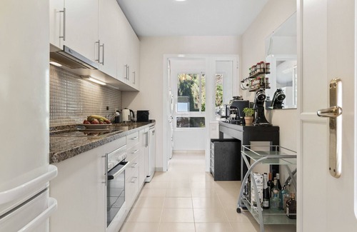 Benahavis Apartment | Altos de La Quinta Penthouse - Gorgeous 3 Bed Golf-line Escape!