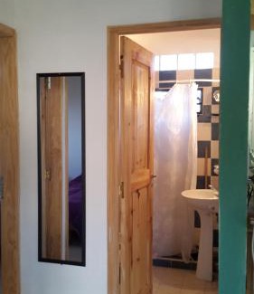Huerta Grande Cabin | Altos del Pucara Piscina Climatizada vista a las sierras juegos infantiles