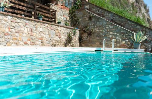 Laterina House | Altrove