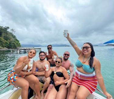 Verolme Boat Rental | Aluguel de Lancha em Angra