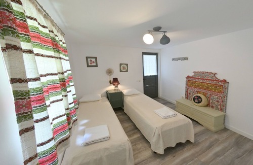 Colti House | Alunis Retreat