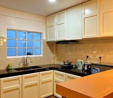 Lahad Datu House | Alur Homestay House 4 Bedrooms