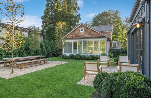 Amagansett North House | Amagansett Village Beautifully Restored Farm House & Studio with Pool